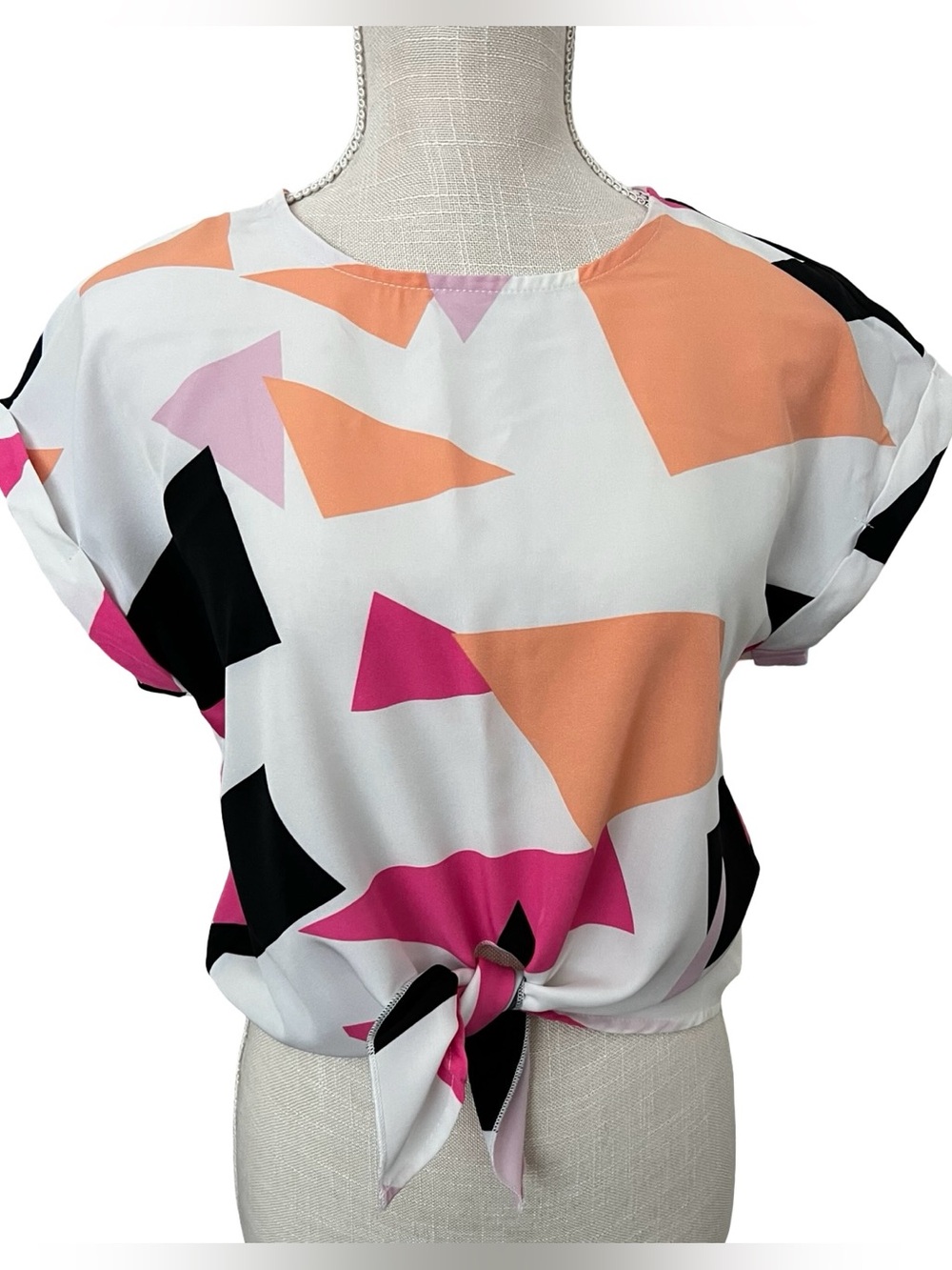 SHEIN White Geometric Tie-Front Crop Top with Peach & Pink Accents